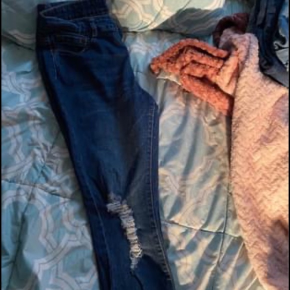 Jeans and hoodies! - Picture 10 of 10